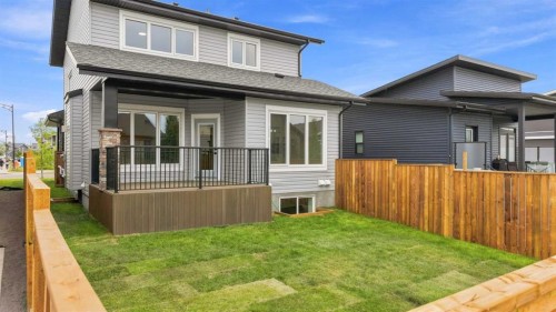 38 Lindman Avenue, Red Deer, AB 