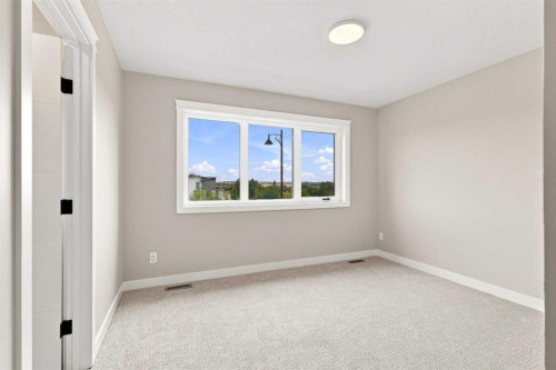 38 Lindman Avenue, Red Deer, AB 