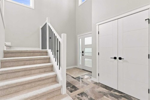 38 Lindman Avenue, Red Deer, AB 