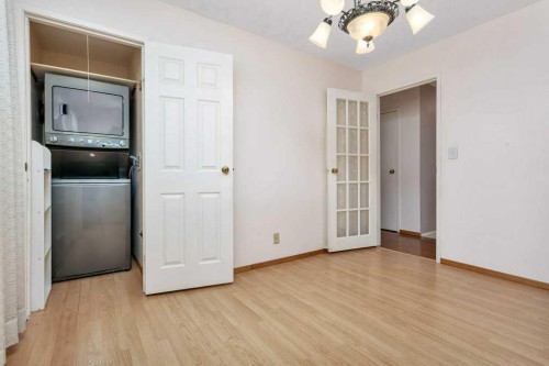 6739 59Th Avenue, Red Deer, AB - Indoor