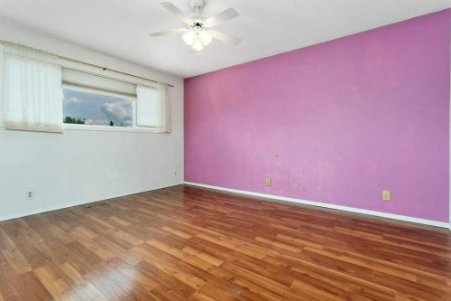 6739 59Th Avenue, Red Deer, AB - Indoor Photo Showing Other Room