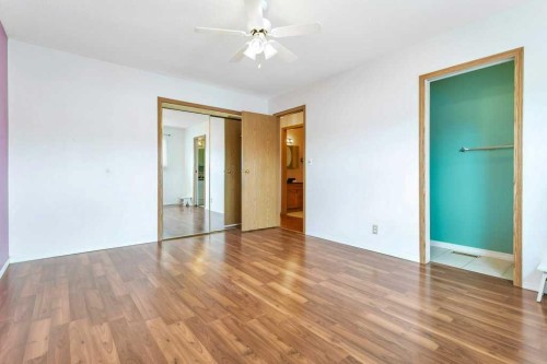 6739 59Th Avenue, Red Deer, AB - Indoor Photo Showing Other Room