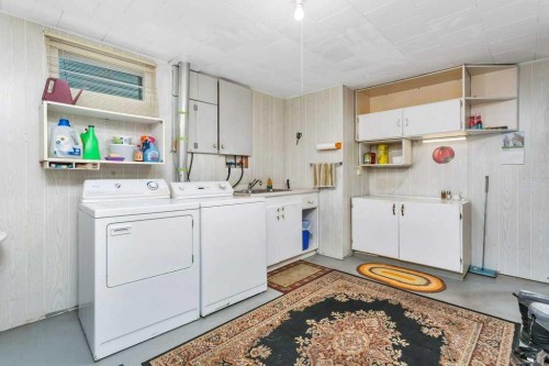 6739 59Th Avenue, Red Deer, AB - Indoor Photo Showing Laundry Room