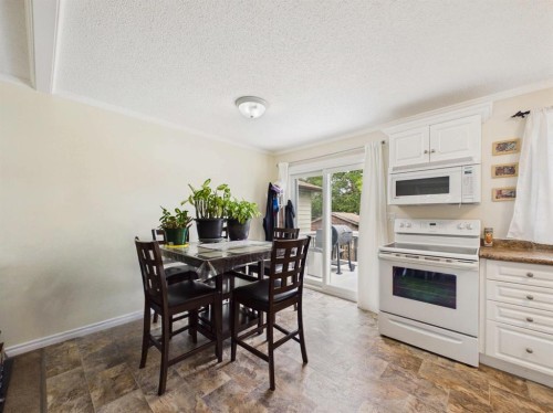 42 Greenham Drive, Red Deer, AB - Indoor