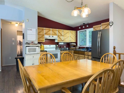 34545 Range Road 43, Rural Red Deer County, AB - Indoor Photo Showing Dining Room