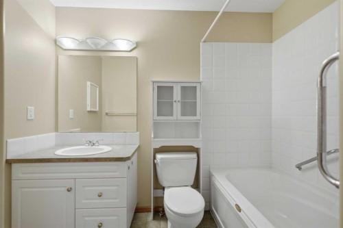 69 Durand Crescent, Red Deer, AB - Indoor Photo Showing Bathroom