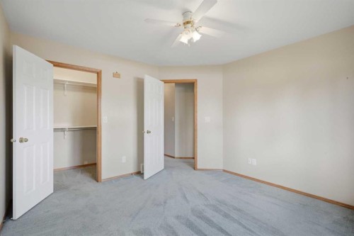 69 Durand Crescent, Red Deer, AB - Indoor Photo Showing Other Room