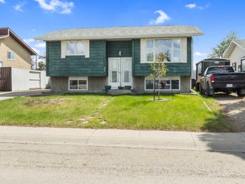 93 Crawford Street  Red Deer, AB T4P 2G4