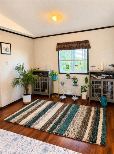 4439 Park Crescent, Coronation, AB - Indoor