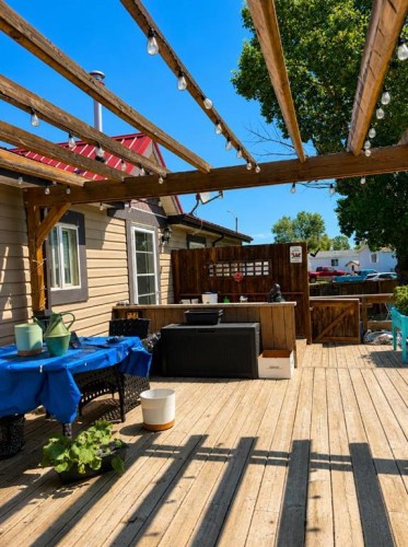 4439 Park Crescent, Coronation, AB - Outdoor With Deck Patio Veranda