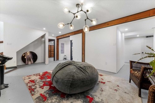 11124 110A Avenue, Edmonton, AB - Indoor Photo Showing Other Room