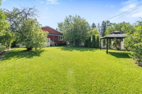 11124 110A Avenue, Edmonton, AB - Outdoor