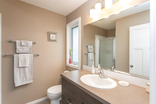 5 Tallman Close, Red Deer, AB - Indoor Photo Showing Bathroom