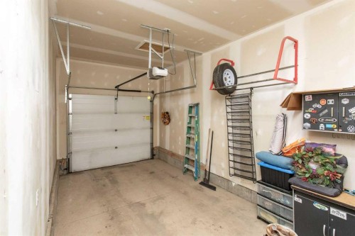 5 Tallman Close, Red Deer, AB - Indoor Photo Showing Garage
