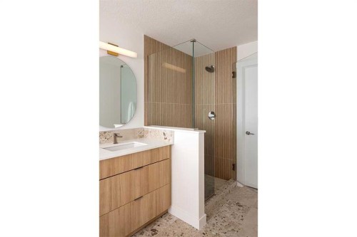 59 Annette Green Nw, Calgary, AB - Indoor Photo Showing Bathroom