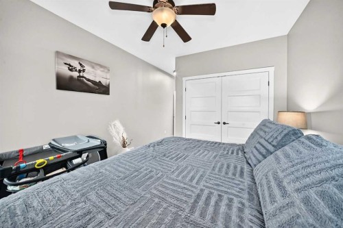 146 Morris Court, Blackfalds, AB - Indoor Photo Showing Bedroom