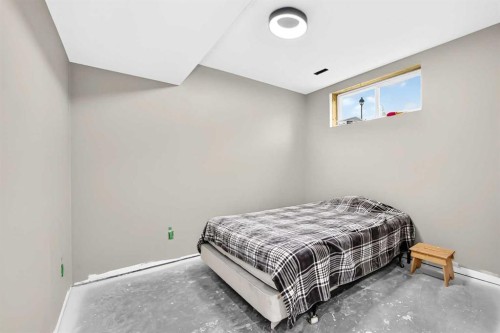 146 Morris Court, Blackfalds, AB - Indoor Photo Showing Bedroom