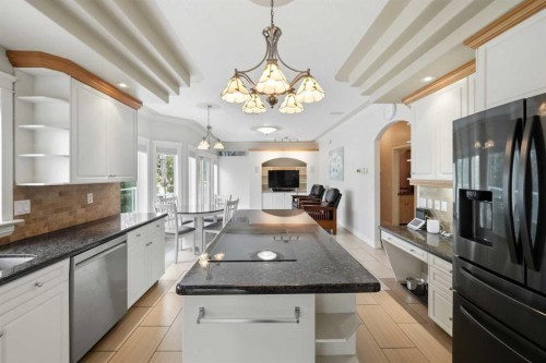 25 Ashmore Close, Red Deer, AB - Indoor Photo Showing Kitchen With Upgraded Kitchen