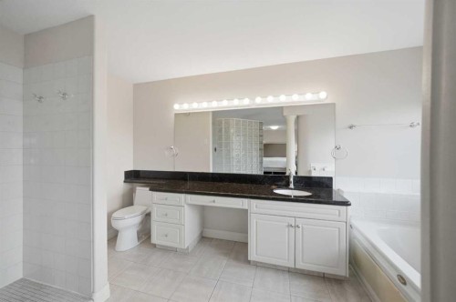 25 Ashmore Close, Red Deer, AB - Indoor Photo Showing Bathroom