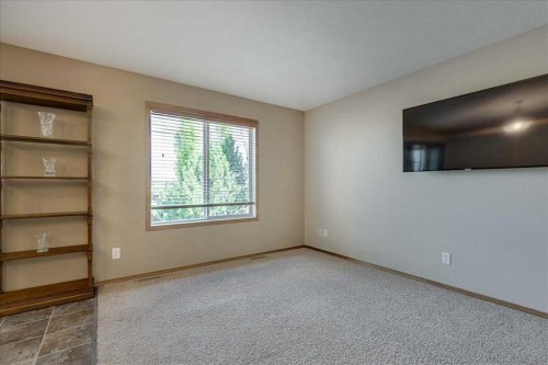 44 Osler Crescent, Red Deer, AB - Indoor Photo Showing Other Room