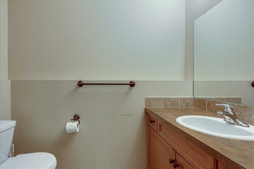44 Osler Crescent, Red Deer, AB - Indoor Photo Showing Bathroom