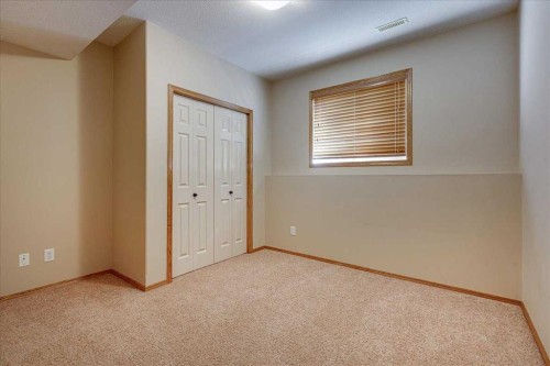 44 Osler Crescent, Red Deer, AB - Indoor Photo Showing Other Room