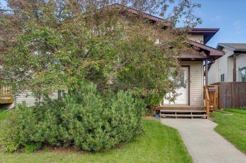 44 Osler Crescent, Red Deer, AB - Outdoor
