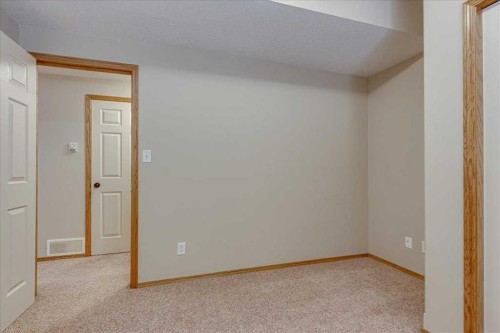 44 Osler Crescent, Red Deer, AB - Indoor Photo Showing Other Room