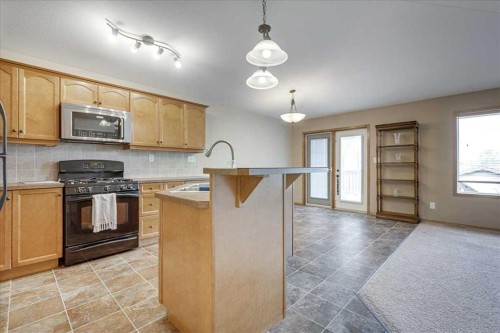 44 Osler Crescent, Red Deer, AB - Indoor Photo Showing Kitchen