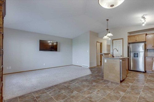 44 Osler Crescent, Red Deer, AB - Indoor Photo Showing Kitchen