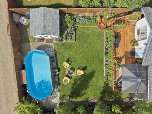 186 Robinson Avenue, Penhold, AB 
