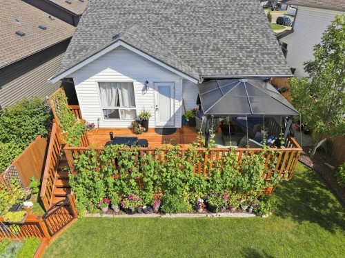 186 Robinson Avenue, Penhold, AB 