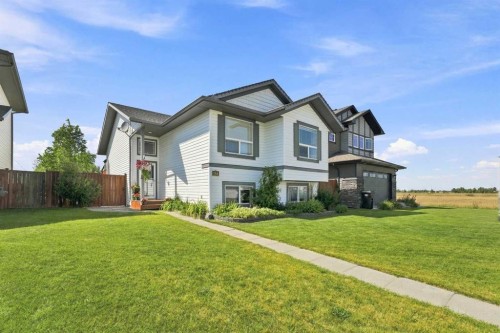186 Robinson Avenue, Penhold, AB 