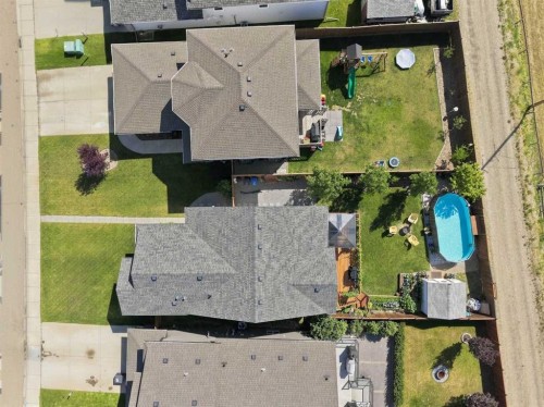 186 Robinson Avenue, Penhold, AB 