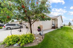 4512 71 Street Close  Camrose, AB T4V 5B4