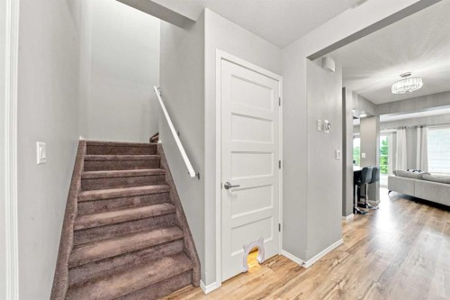 27 Golden Crescent, Red Deer, AB - Indoor Photo Showing Other Room