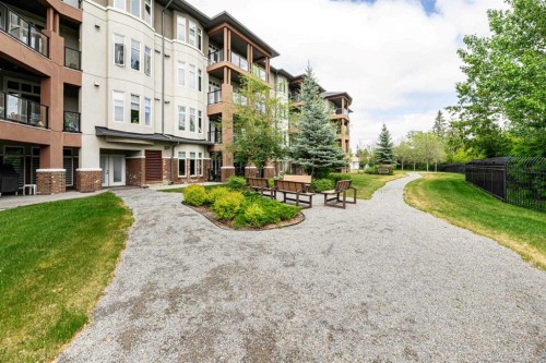 109-5213 61 Street, Red Deer, AB - Outdoor
