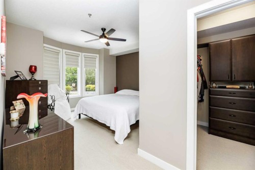 109-5213 61 Street, Red Deer, AB - Indoor Photo Showing Bedroom