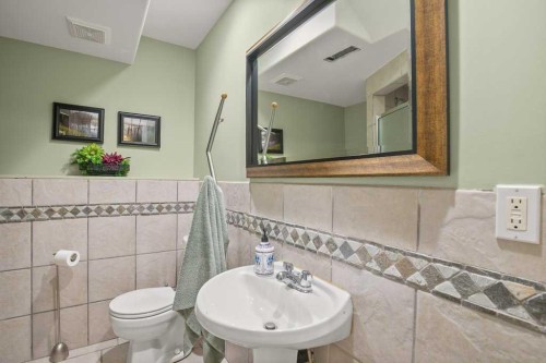 10 Hansen Close, Sylvan Lake, AB 