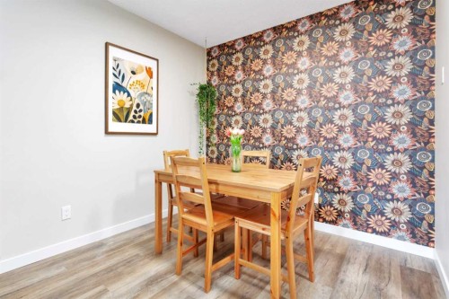 A-5946 45 Avenue, Lacombe, AB - Indoor Photo Showing Dining Room