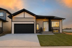 17 Tranter Street Red Deer, AB T4P 0Y9