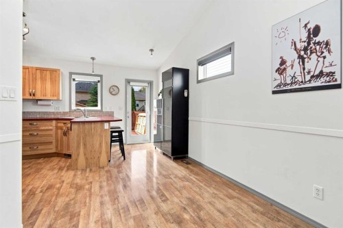 132 Downing Close, Red Deer, AB - Indoor Photo Showing Other Room