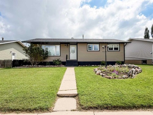 4113 60 Street  Stettler, AB T0C 2L1