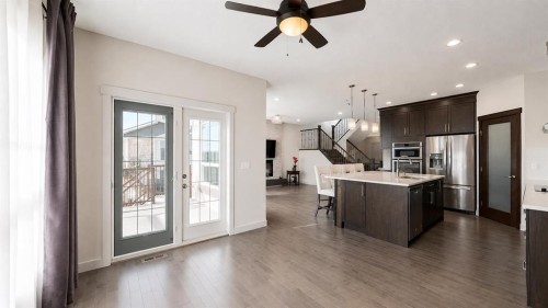 78 Cranarch View Se, Calgary, AB - Indoor Photo Showing Kitchen With Upgraded Kitchen