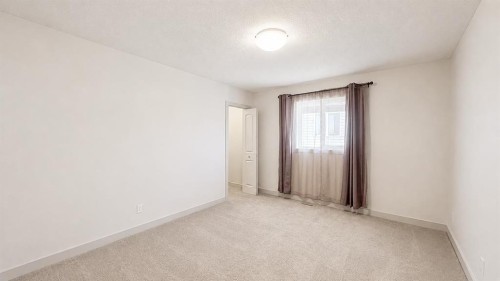 78 Cranarch View Se, Calgary, AB - Indoor Photo Showing Other Room