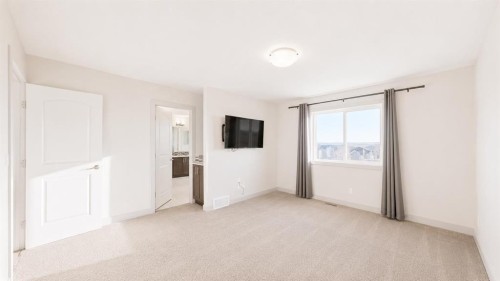 78 Cranarch View Se, Calgary, AB - Indoor Photo Showing Other Room