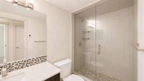 78 Cranarch View Se, Calgary, AB - Indoor Photo Showing Bathroom