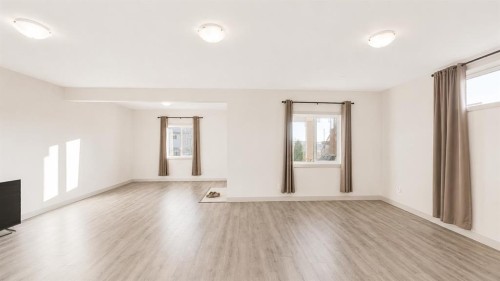 78 Cranarch View Se, Calgary, AB - Indoor Photo Showing Other Room