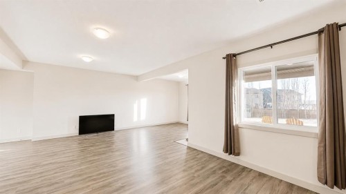 78 Cranarch View Se, Calgary, AB - Indoor Photo Showing Other Room