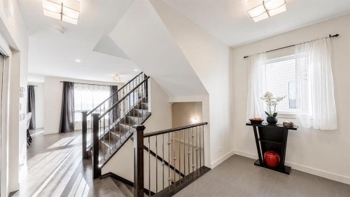 78 Cranarch View Se, Calgary, AB - Indoor Photo Showing Other Room